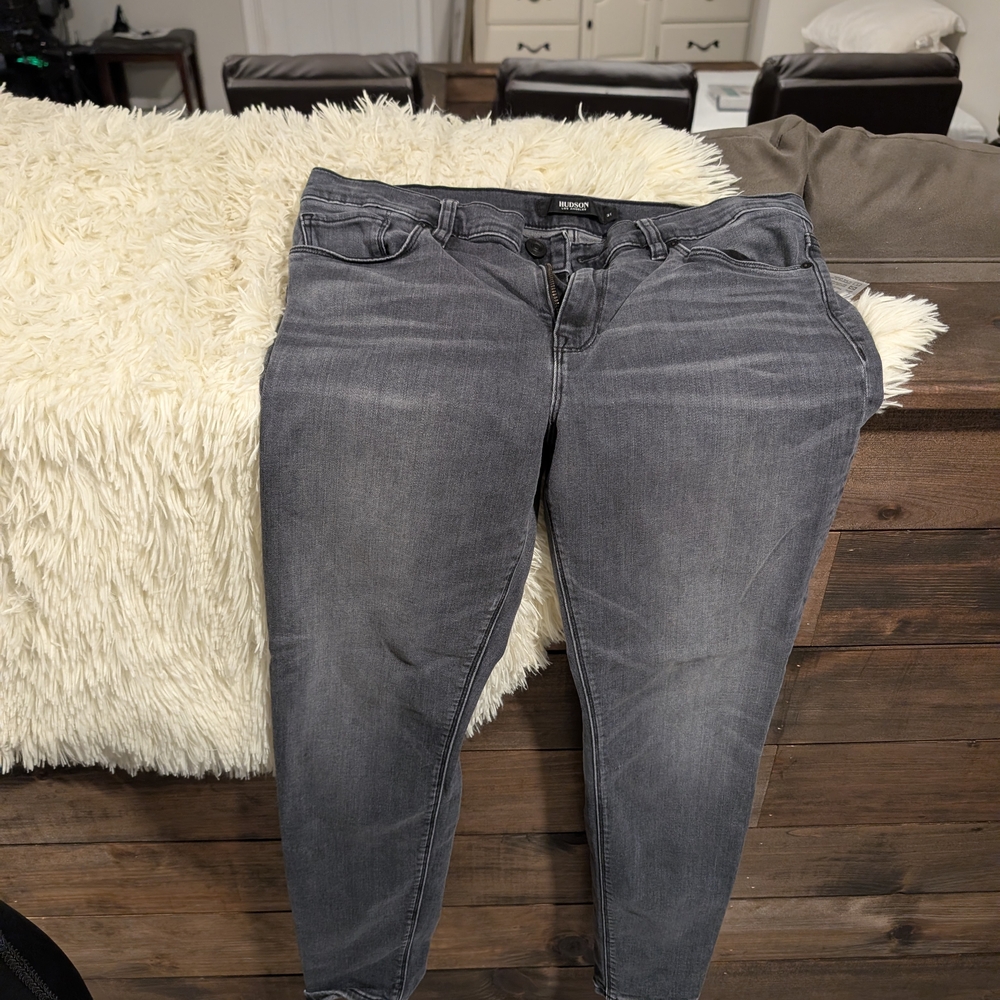 Hudson Jeans Women's Gray Straight Leg Jeans